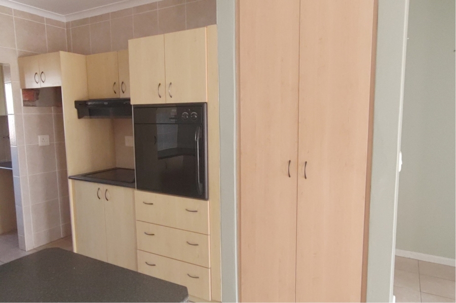 2 Bedroom Property for Sale in Protea Heights Western Cape